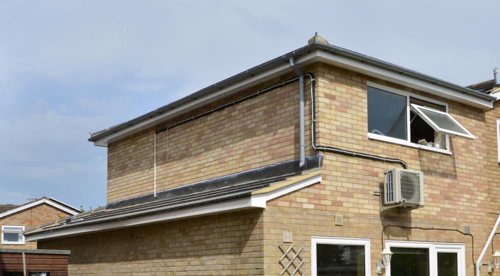 Residential,Home,In,The,Uk,With,An,Air,Conditioning,Unit